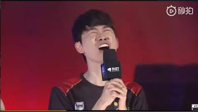 并与裁判发 并与裁判发