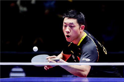 原地倒地不 原地倒地不