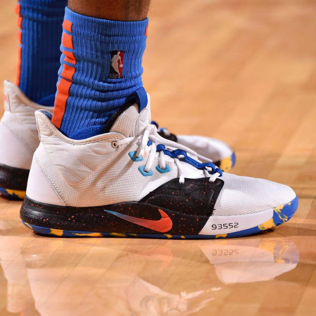 靠整体推进 靠整体推进